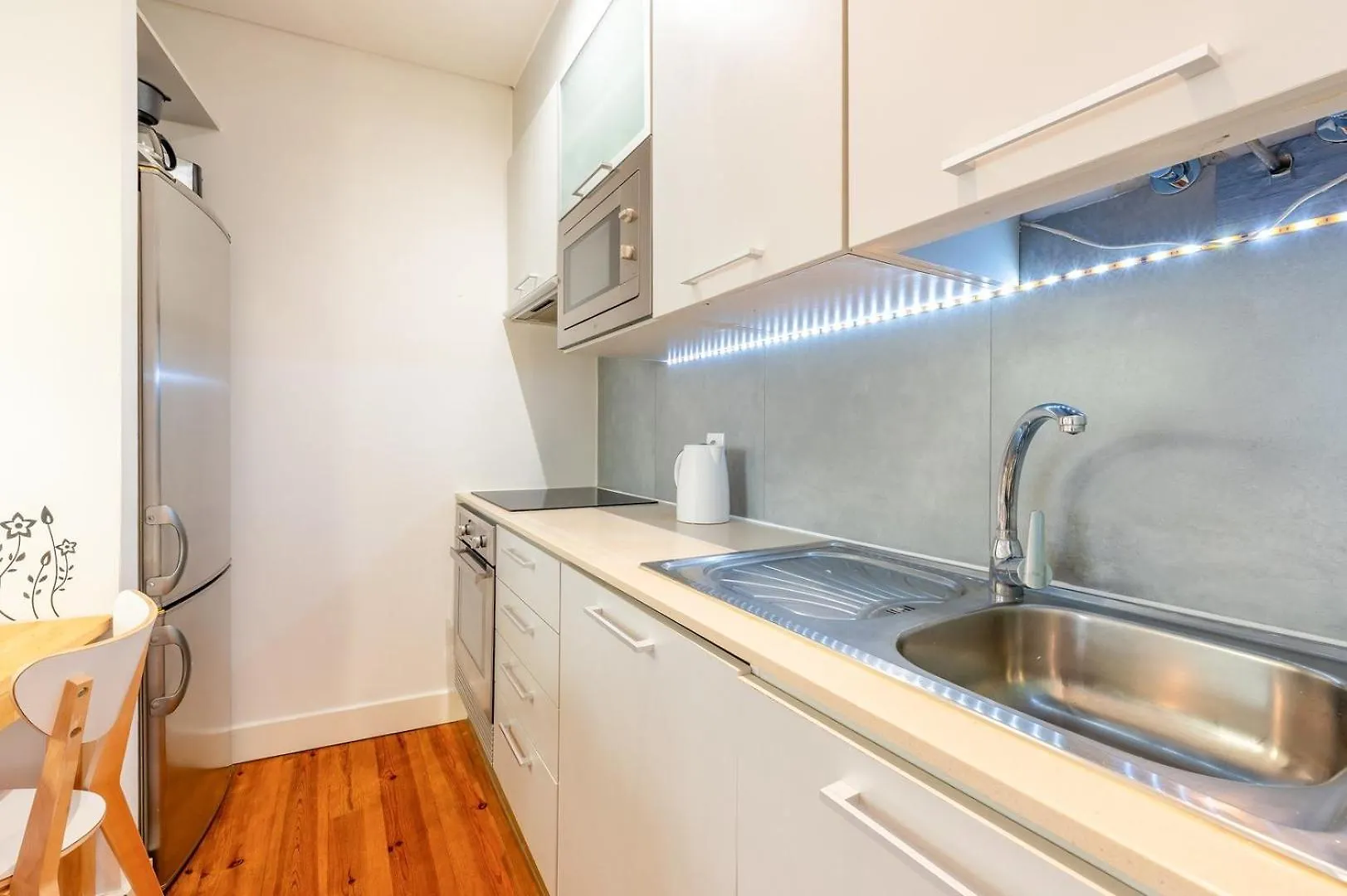 Guestready - Homely Base Near Castle
