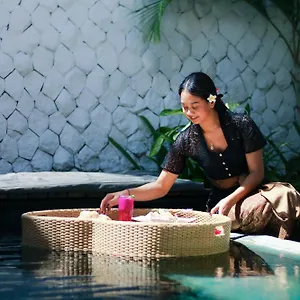 calm-villa.ubudhotelsnow.com/